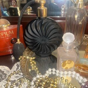 VINTAGE Shiny Black Glass Round Perfume Bottle with Black Bulb Sprayer
